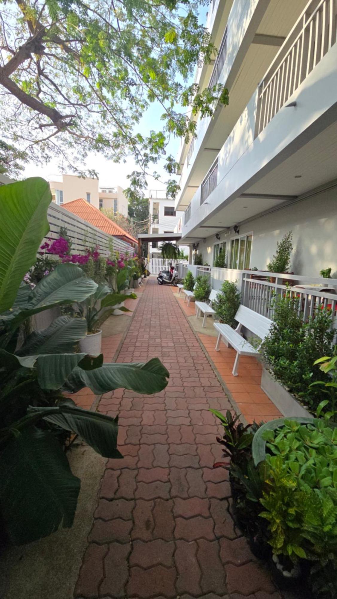 The Phen House Hotel Hua Hin Exterior photo