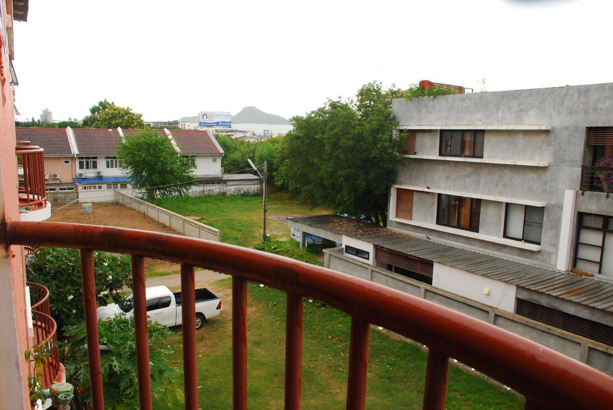 The Phen House Hotel Hua Hin Exterior photo