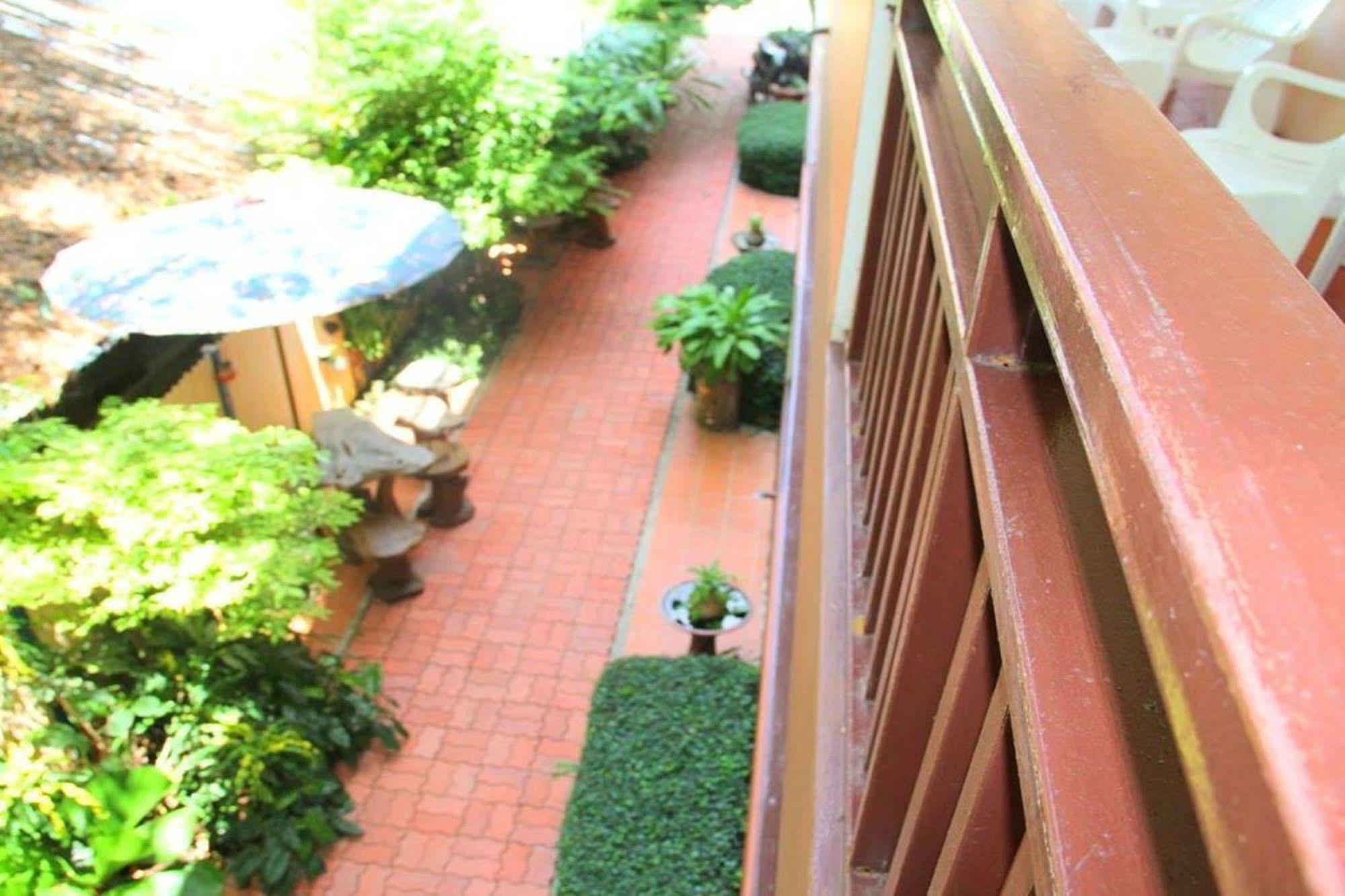 The Phen House Hotel Hua Hin Exterior photo